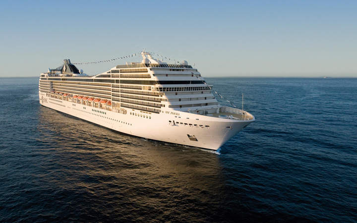 croisières tour du monde - MSC croisières bateau MSC Poesia